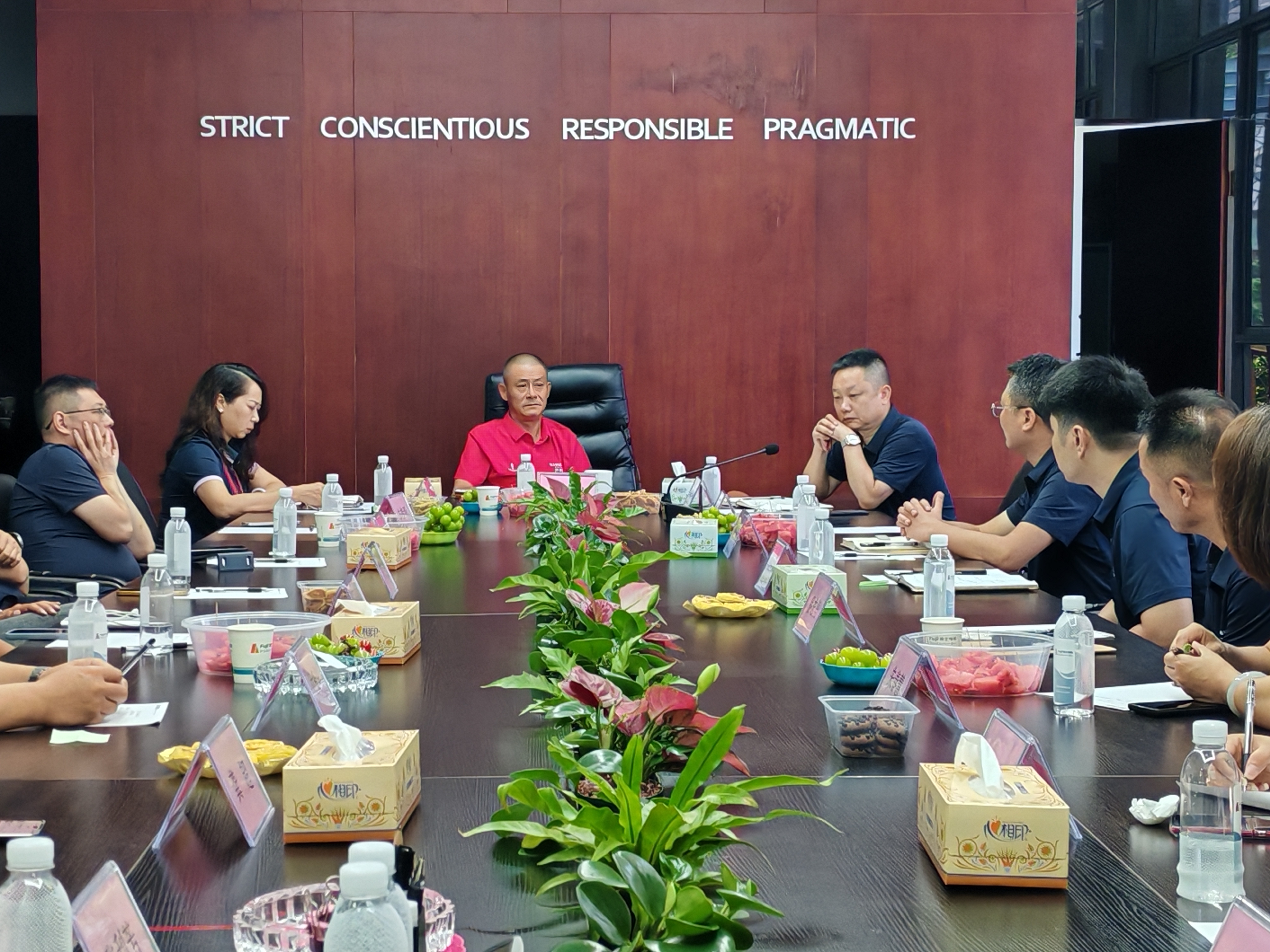 破局前行，聚力攻坚 | leyu-乐鱼（中国）官方网站_leyu.com
年中总结规划会